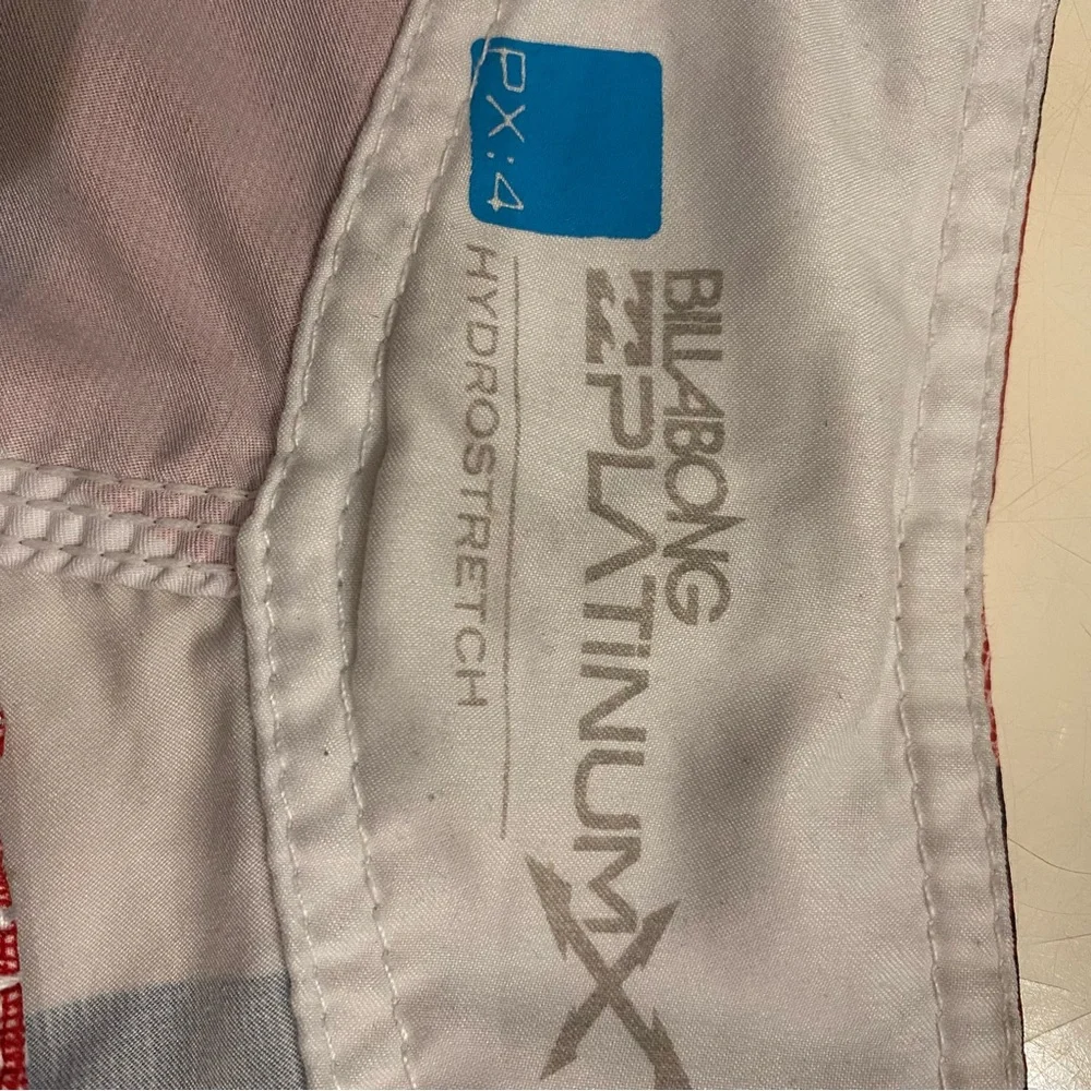 Billabong Platinum PX4 Men’s Board Shorts. Size 44. ‎ Hydrostretch. 10” Inseam